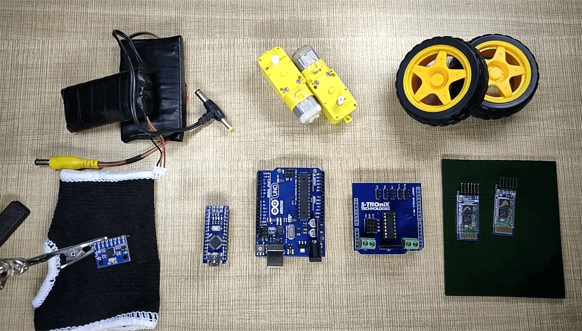 How To Make Diy Gesture Control Robot Using Arduino_11